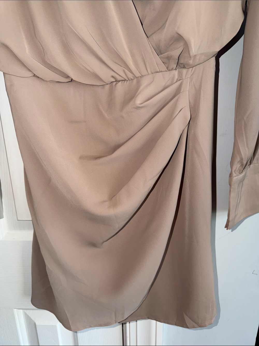 Abercrombie & Fitch Taupe Long Sleeve Wrap-Style Dress - Picture 4 of 10